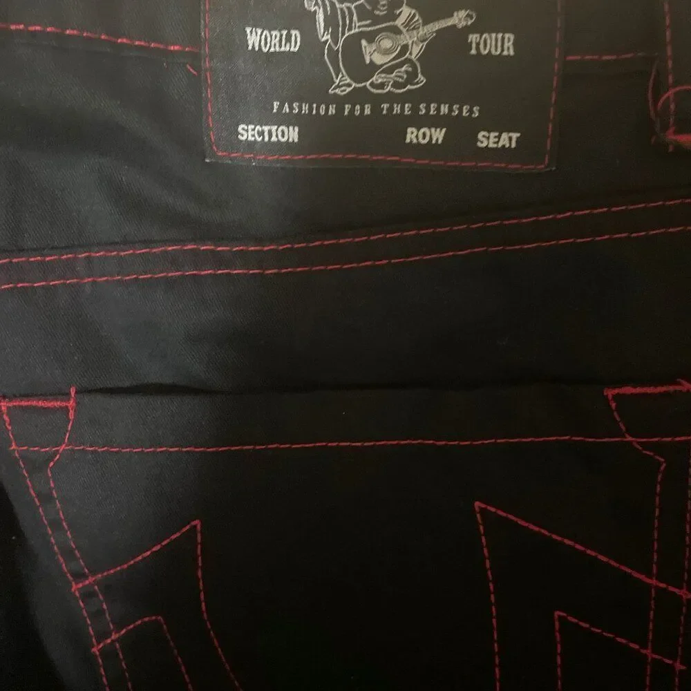 True Religion Jet Black Cargo Pants Flap Pockets Men’s Size 36 MSRP $149 NWT